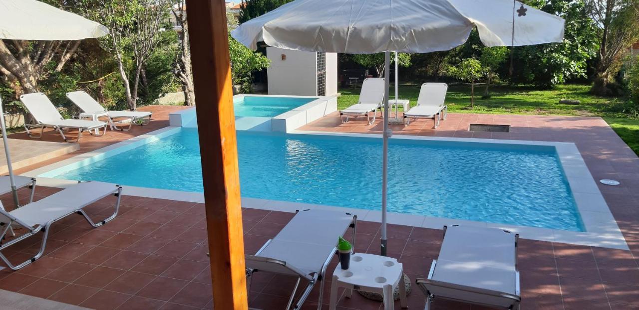 Maria Lemoni Swimming Pool Apartment Nea Skioni Buitenkant foto