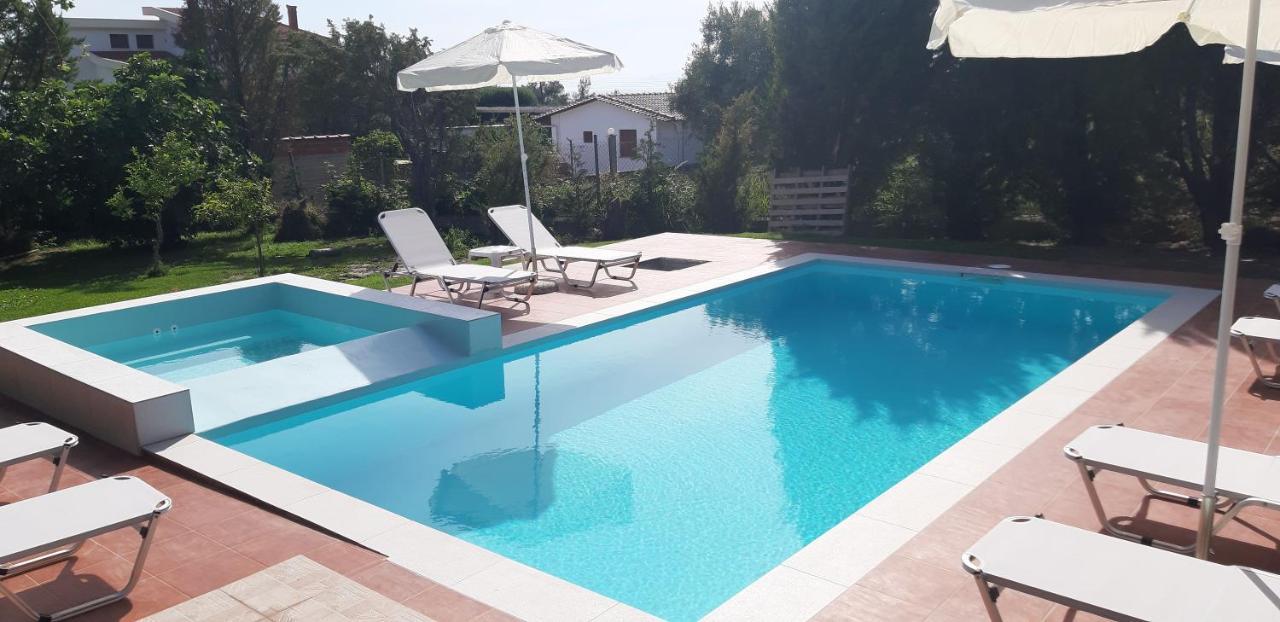 Maria Lemoni Swimming Pool Apartment Nea Skioni Buitenkant foto