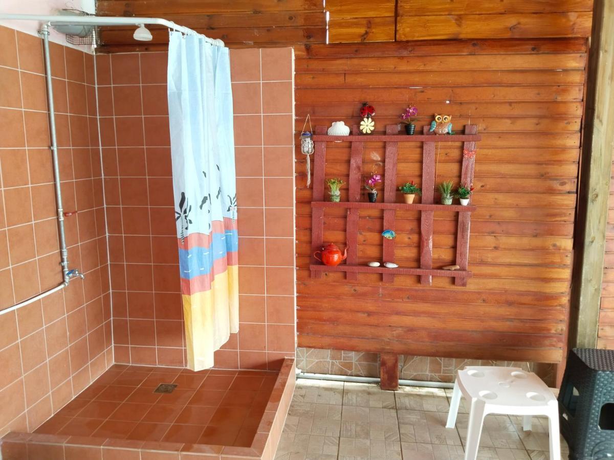 Maria Lemoni Swimming Pool Apartment Nea Skioni Buitenkant foto