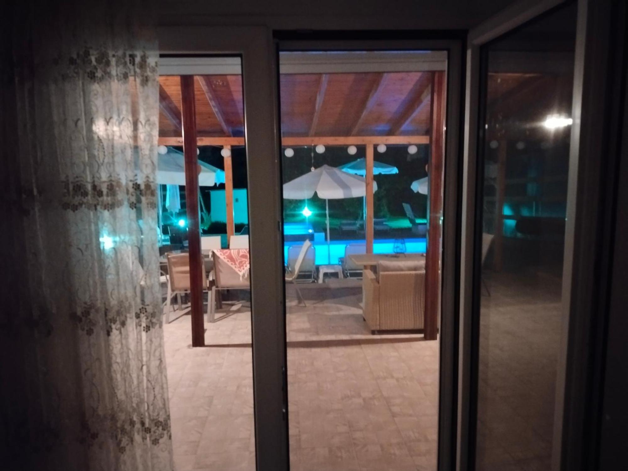 Maria Lemoni Swimming Pool Apartment Nea Skioni Buitenkant foto